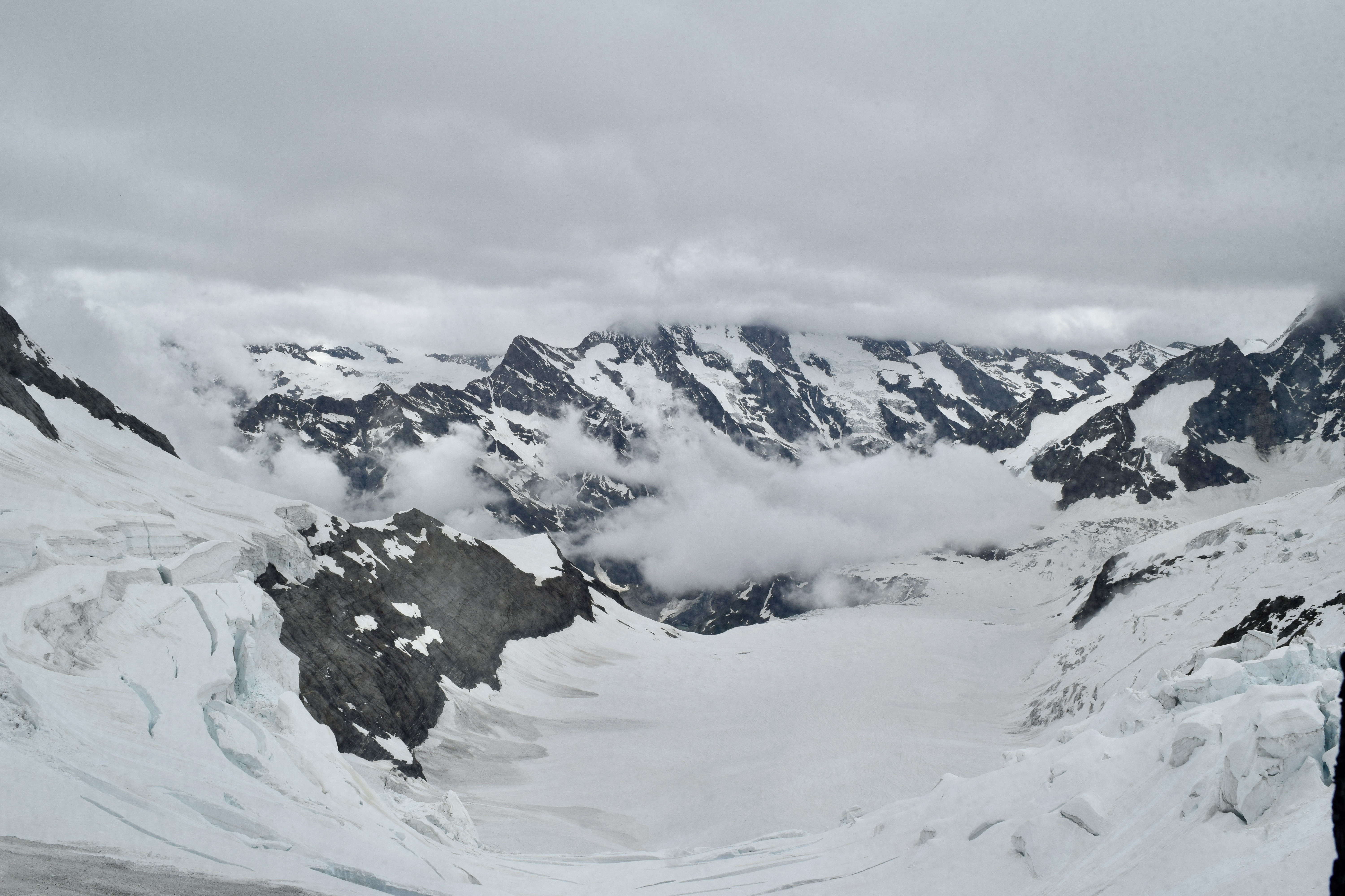 best time to visit switzerland for snowfall