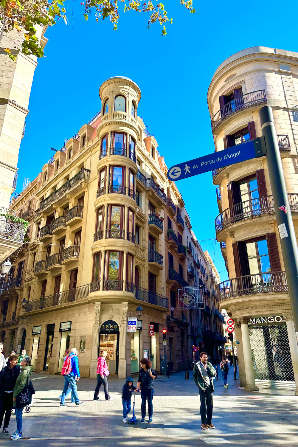 places to stay in barcelona city centre