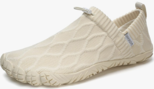 best shoes for beach travel