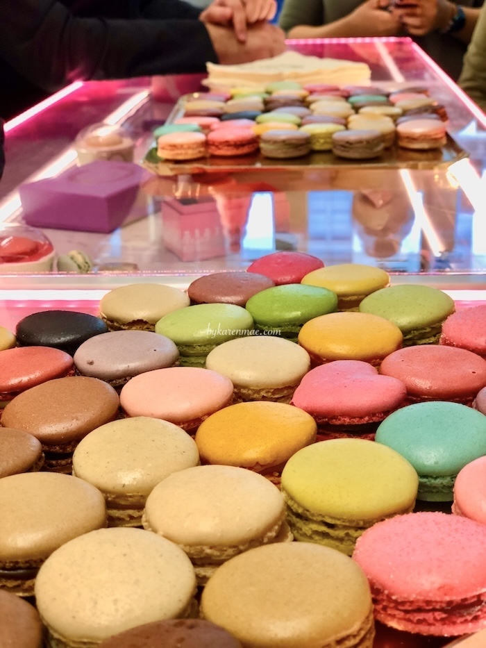 unique experiences in paris