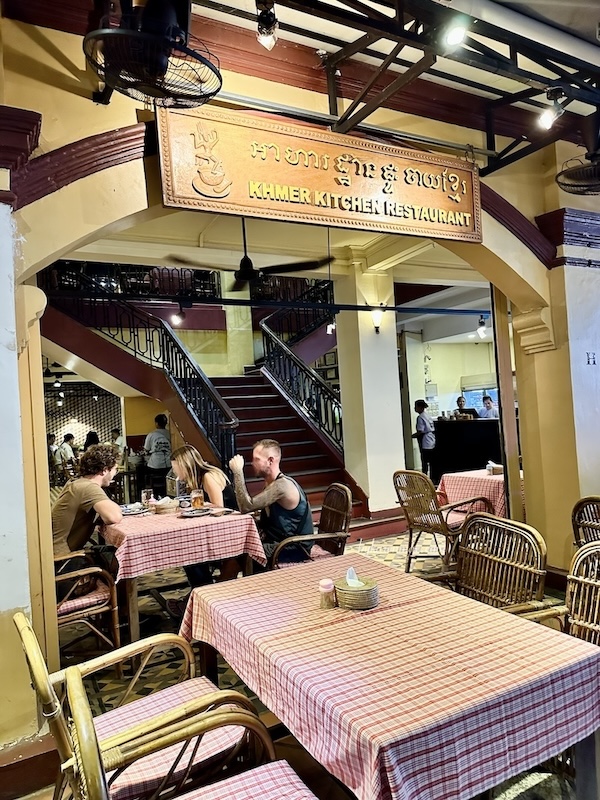 where to eat in siem reap